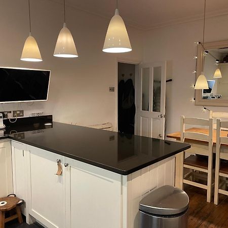 3 Bed Home Sleeps 6 Free Parking Brighton Ngoại thất bức ảnh